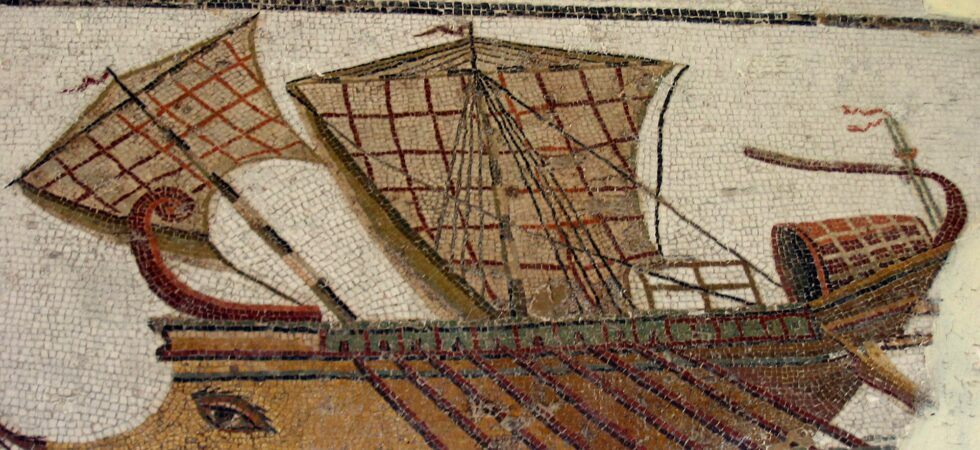 Roman Trireme with oars